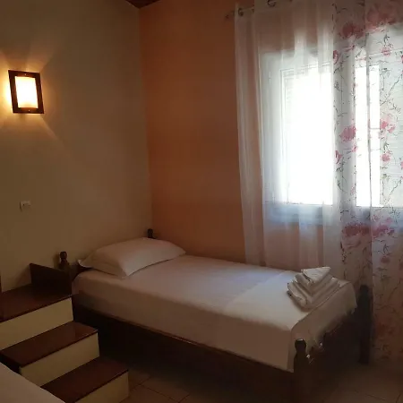 Corfu Glyfada Menigos Resort 129 度假居 格利法达